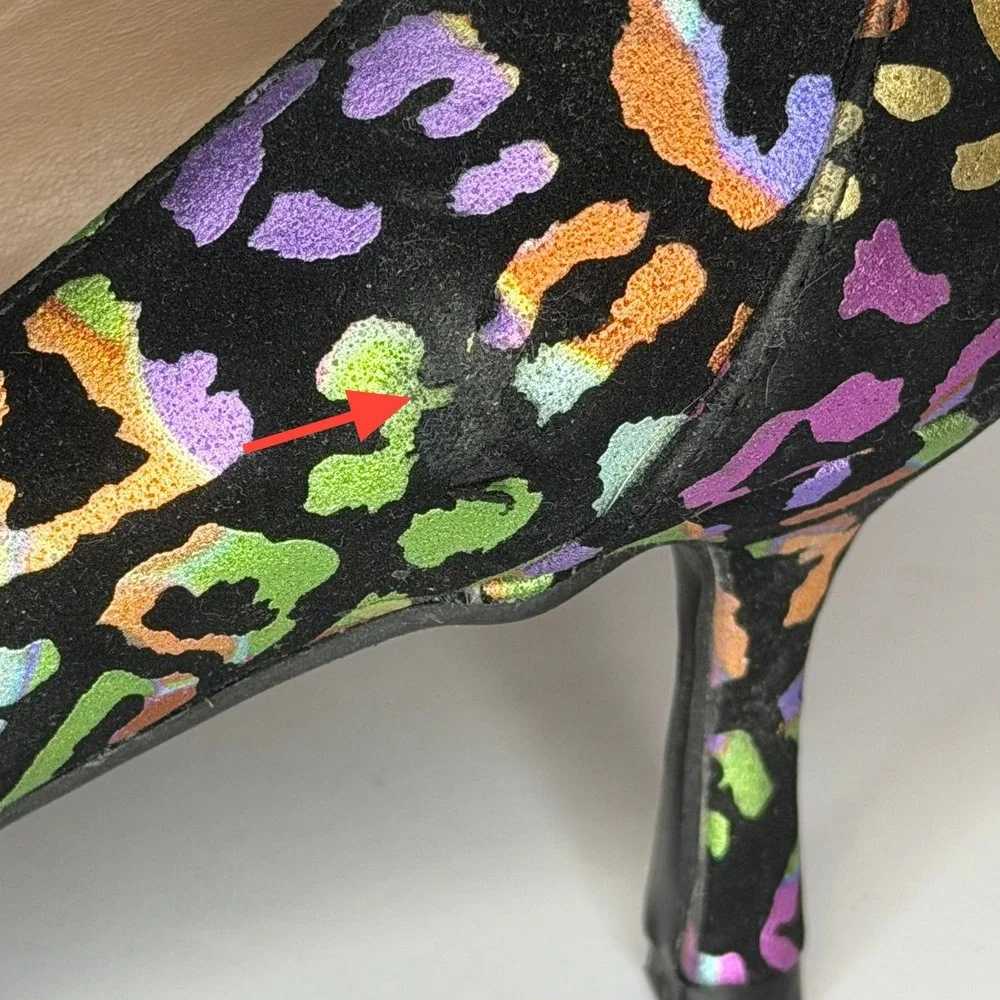 Betsey Johnson Maude Pumps Womens 8 Black Rainbow Metallic Leopard Kitten Heel - Picture 7 of 8